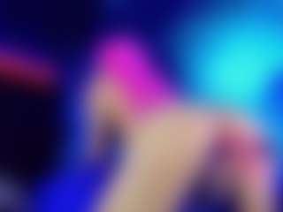Live cam show with SamiraHott1 - Tease on ObeyMaria
