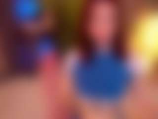 Live cam show with Luna - Ass Bouncing on Fling VIP Chat