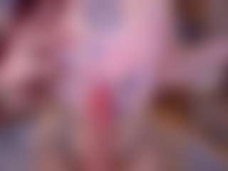 Live cam show with Luna - Tittyfuck on Dare Cams