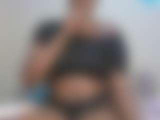 Live cam show with CuteshyLinda - Genital Piercings on instabang