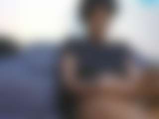 Live cam show with CuteshyLinda - Genital Piercings on xDating