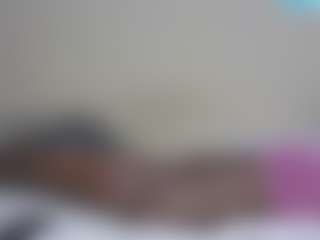Live cam show with CuteshyLinda - Gray Eyes on hrnylive.com