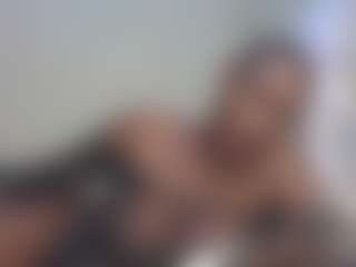Live cam show with big_pussy - Gray Eyes on CamSodaAdn