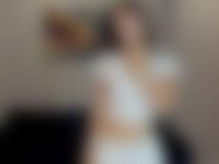 Live cam show with Tracey-Gill - Green Eyes on milfzrlive.com