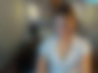 Live cam show with Tracey-Gill - Bedroom on xxxlivecams.org