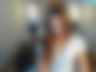 Live cam show with Tracey-Gill - Moaning on madthumbs
