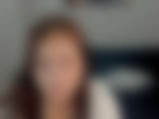 Live cam show with Tracey-Gill - Moaning on Camsoda