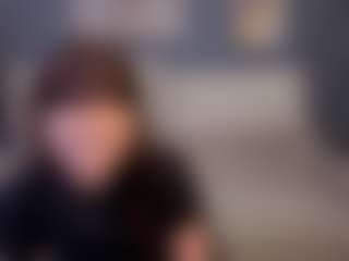 Live cam show with Tracey-Gill - Toes on crypto-cams