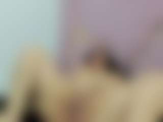 Live cam show with Sofia - Mature on liverealitysex.com