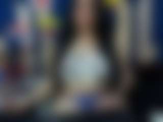 Sofia MILF webcam performer live streaming