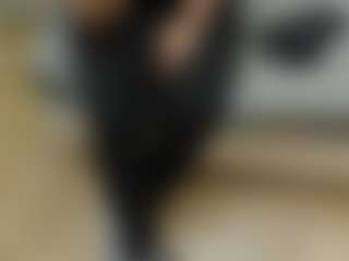 Live cam show with Sofia - Average on CamClone