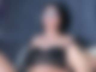 Live cam show with Ambarr - Camel Toe on Lustler