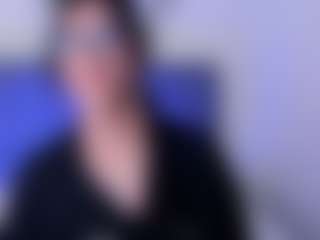 Live cam show with Ambarr - Thin on Strip Flash - Live Sex Shows