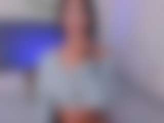 Live cam show with Ambarr - Camel Toe on liverealitysex.com