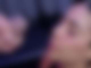 Live cam show with CataleyaHammond - Erotic Dance on CamwithHer