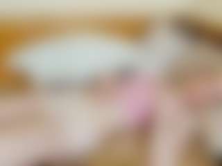 CecilaChars's Live Sex Cam Show