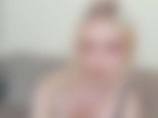 CecilaChars's Live Sex Cam Show