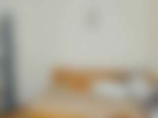 CecilaChars's Live Sex Cam Show