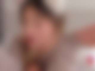 Dulcepowll's Live Sex Cam Show