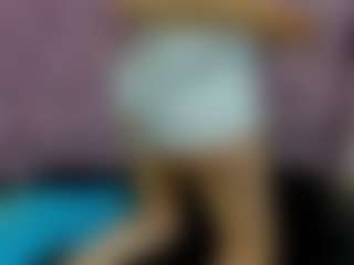 Live cam show with Liz-Grettel - Granny on AdultVida.com