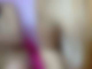 Live cam show with malackmia68 - Teen (18+) on Livezox