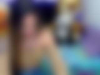 Live cam show with Miia-Velvett - Flat Chested on Camsoda