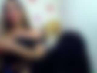 Live cam show with Miia-Velvett - Brown Eyes on Instabang