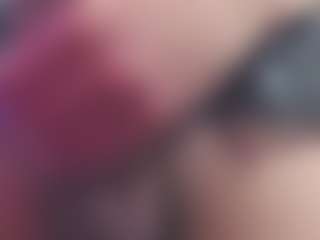 Live cam show with Miia-Velvett - Flat Chested on Camsoda