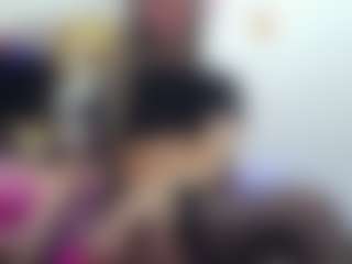 Live cam show with Miia-Velvett - Tease on crypto-cams