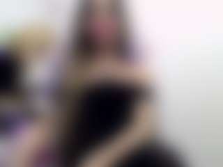 Live cam show with Miia-Velvett - Average on Camsoda