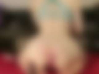 Live cam show with RybkaG - Muscle on Cam Slut