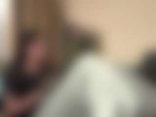Live cam show with SanaSkowronski - Spank on Free Soda