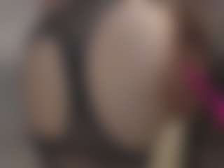 Live cam show with SassyIvana - Gagging on Camsoda