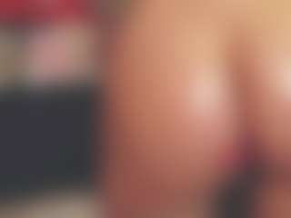Live cam show with SelenaAlluree - Tittyfuck on madthumbs