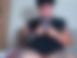Live cam show with techno_420 - Tomboy on boobsie.com