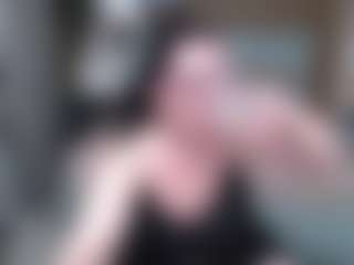 Live cam show with ValerieSmiths - Thick on TeamSkeetLive