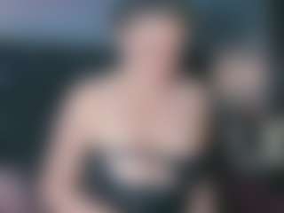 Live cam show with vanessa-moon - Lush Brown Hair on intimatelivegirls.com