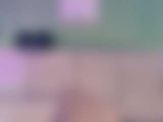 Live cam show with vanessa-moon - Brown Hair on StripNow