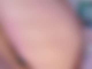 Live cam show with vanessa-moon - Moaning on slutload
