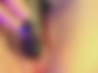 vanessa-moon's Live Sex Cam Show