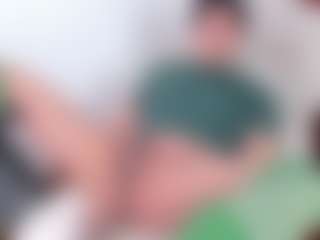 Live cam show with YeffEvanss - Cockring on CamClone