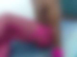 Live cam show with zulyyth - British on fapnchat