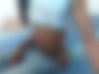 zulyyth's Live Sex Cam Show