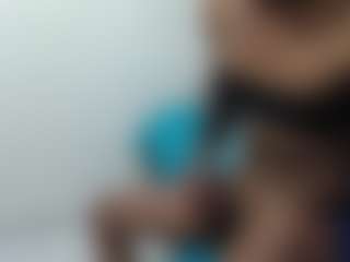 zulyyth's Live Sex Cam Show