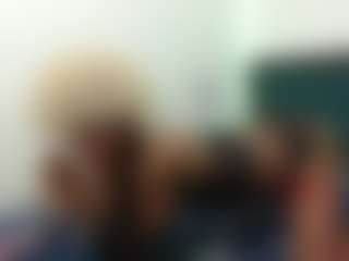 zulyyth's Live Sex Cam Show