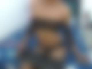 zulyyth's Live Sex Cam Show