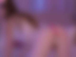 Emmiellee's Live Sex Cam Show