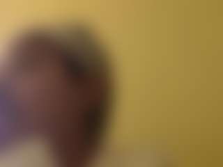 kumy2002's Live Sex Cam Show
