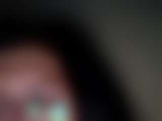 kumy2002's Live Sex Cam Show