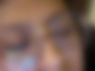 kumy2002's Live Sex Cam Show